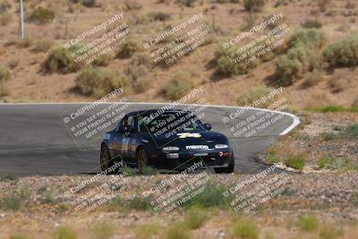 media/Jun-01-2025-CalClub SCCA (Sun) [[eae223c5dd]]/Group 5/Qualifying/
